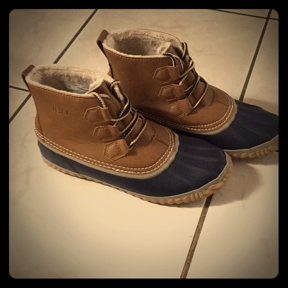 jambu nala duck boot